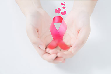 用手摸怎么确认是乳腺增生还是乳腺癌？